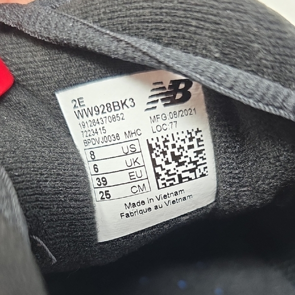 New Balance 928V3 Black Athletic Shoes Women's 8 2E - Picture 6 of 6